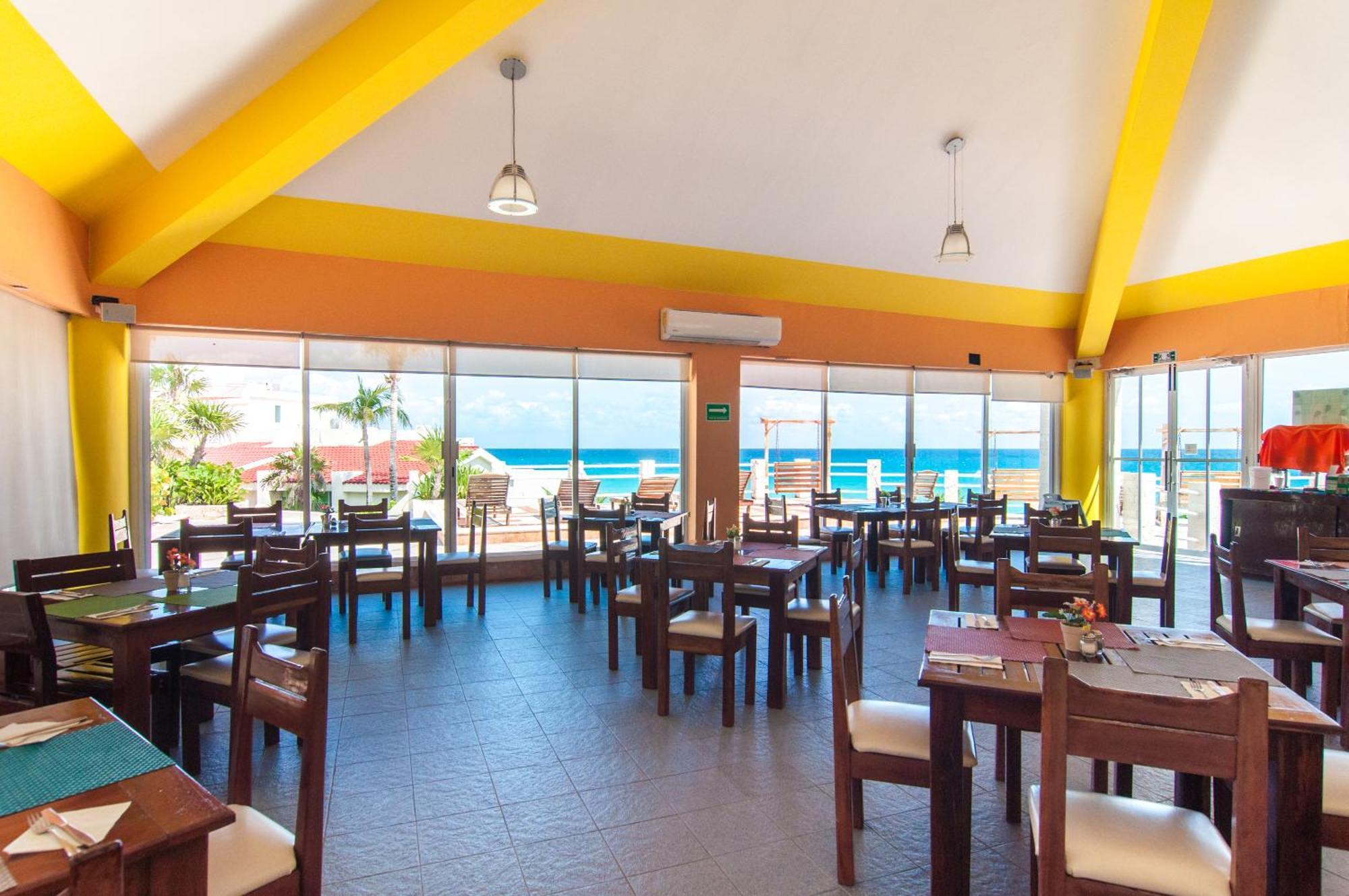 Solymar Condo Beach Resort By Casago Cancún Kültér fotó