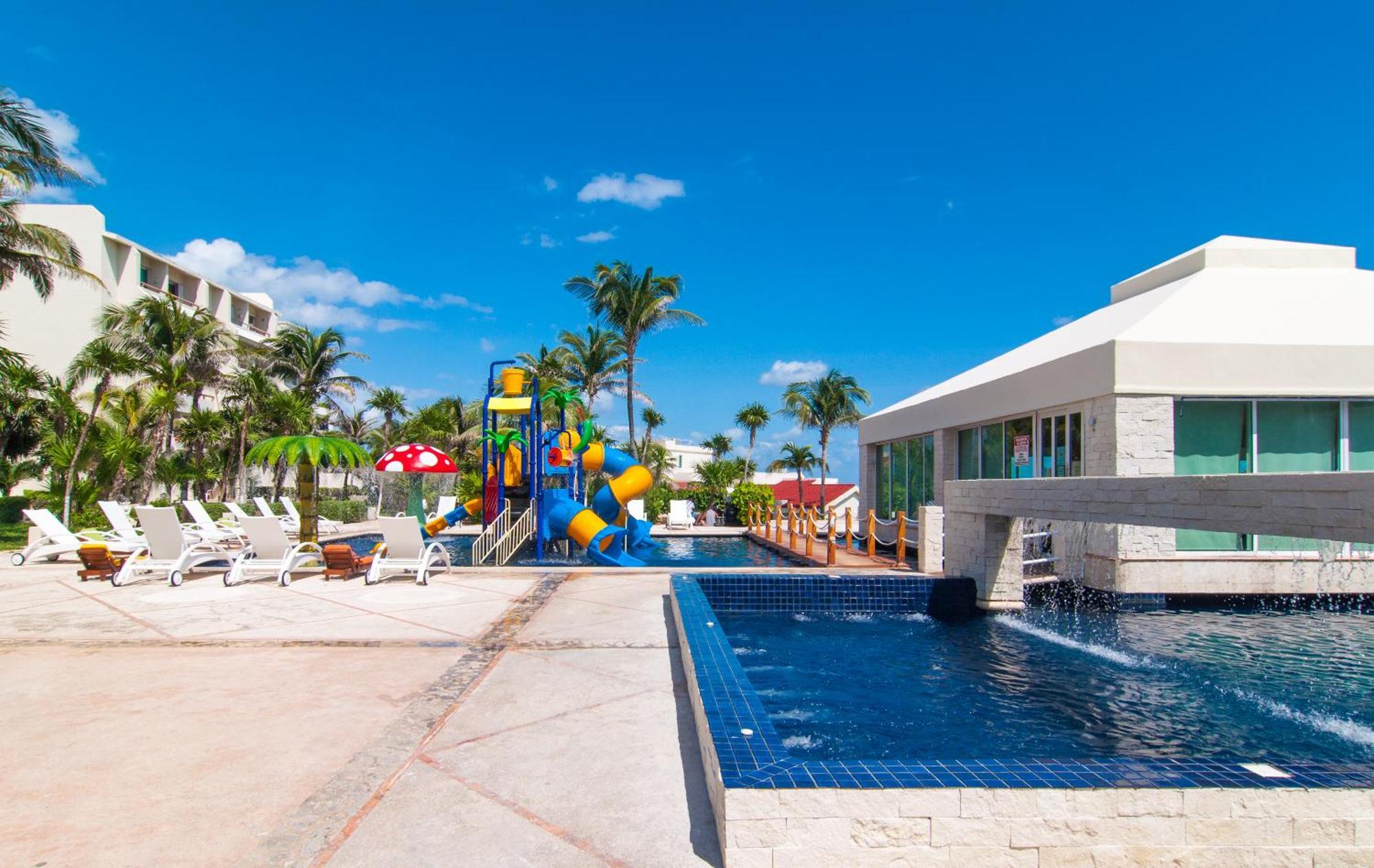 Solymar Condo Beach Resort By Casago Cancún Kültér fotó