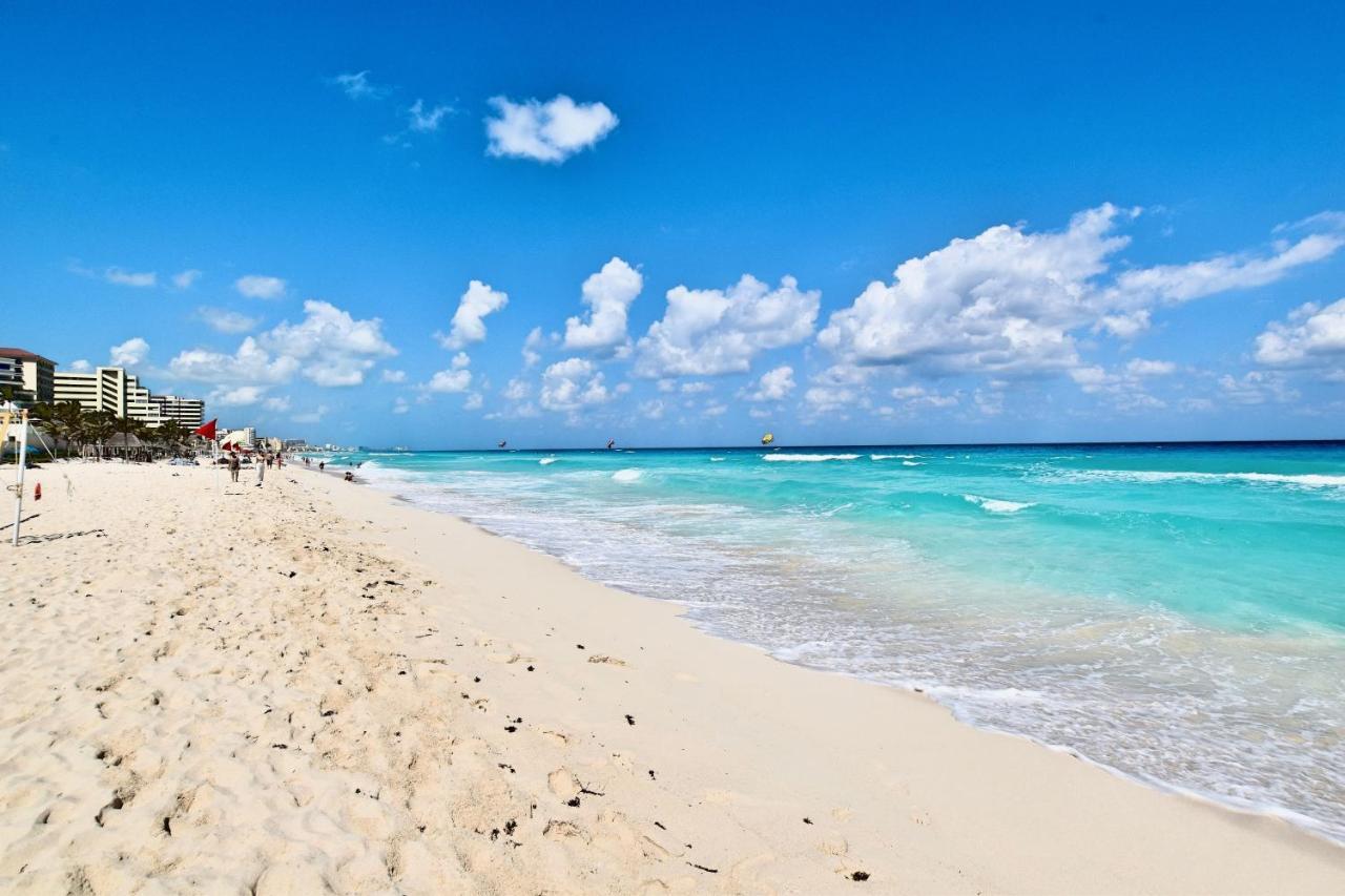 Solymar Condo Beach Resort By Casago Cancún Kültér fotó