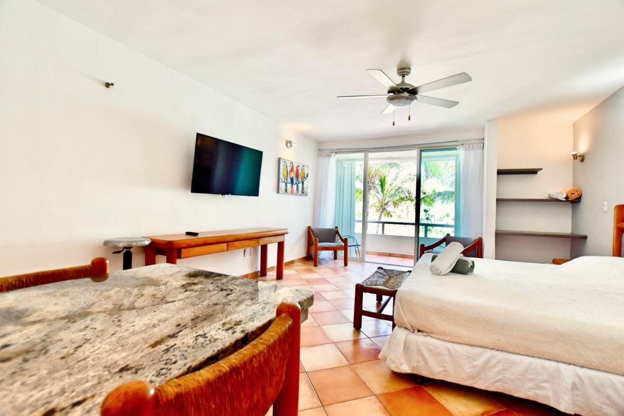 Solymar Condo Beach Resort By Casago Cancún Kültér fotó
