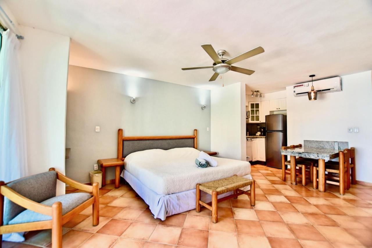 Solymar Condo Beach Resort By Casago Cancún Kültér fotó